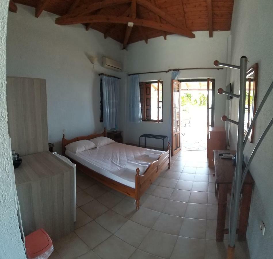 Stoupa Properties Rooms Exteriör bild