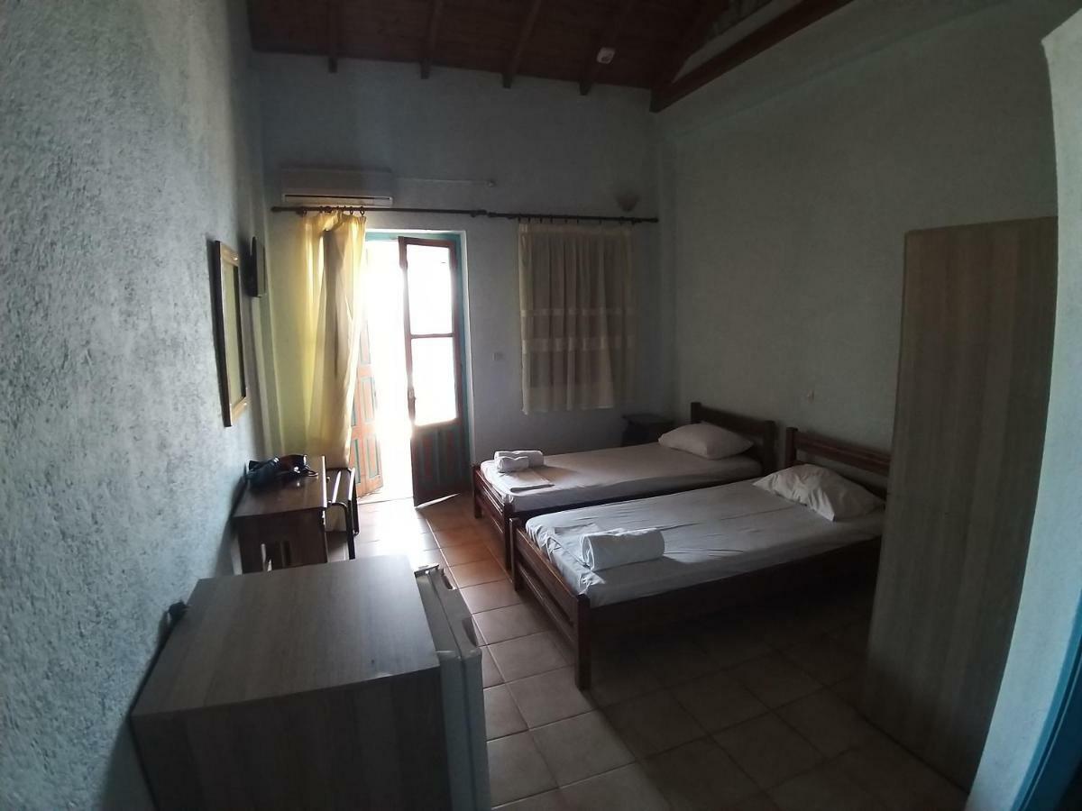 Stoupa Properties Rooms Exteriör bild